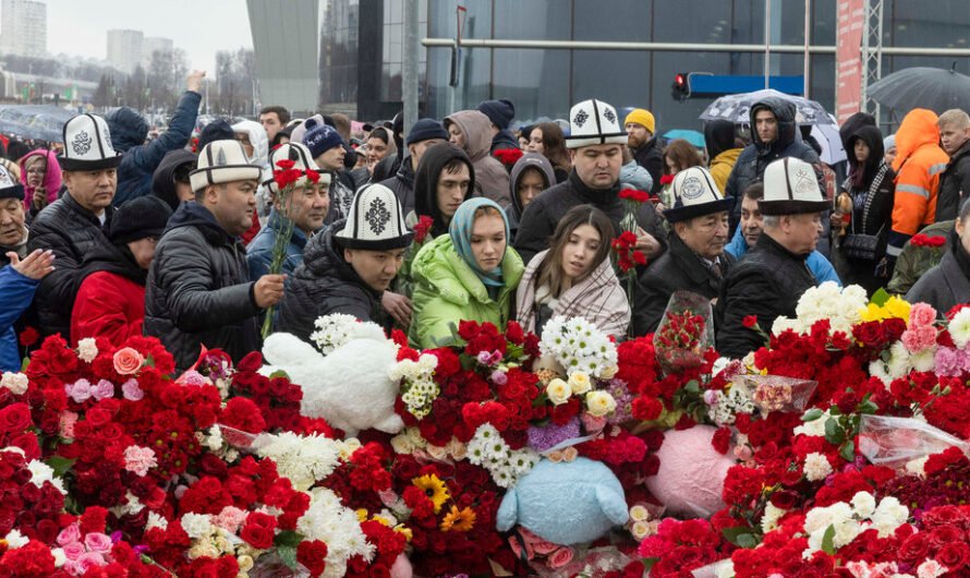 Russians Mourn People Killed in Terrorist Concert Hall Attack