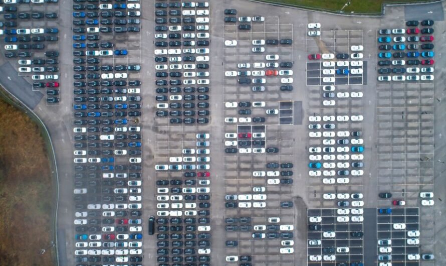 Auto Industry Expects Minimal Disruption From Port Shutdown