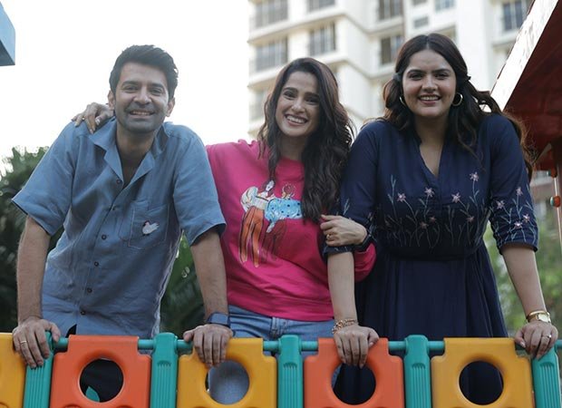 Barun Sobti, Anjali Anand, and Priya Bapat kick off Sony LIV’s show Raat Jawaan Hai : Bollywood News