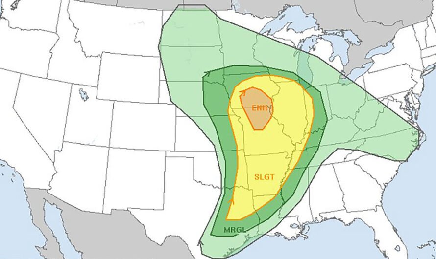 Hail and Damaging Winds Threaten the Plains and Midwest on Monday