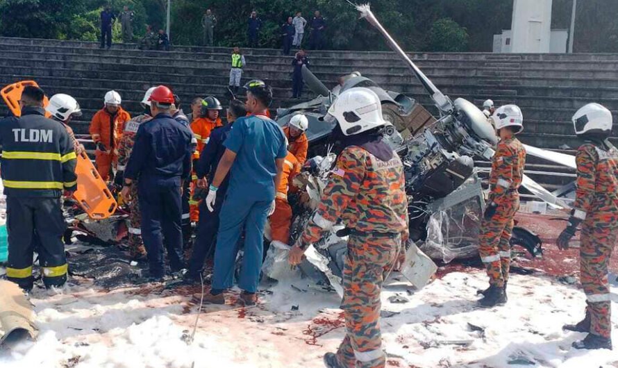 Malaysian Navy Helicopters Collide Midair, Killing 10