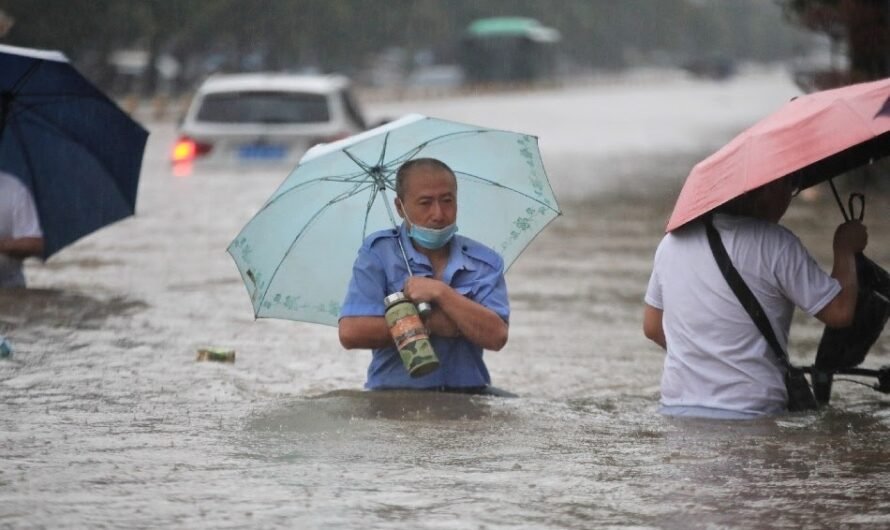 Downpours Pummel Central, East China, Inciting Floods, Landslides