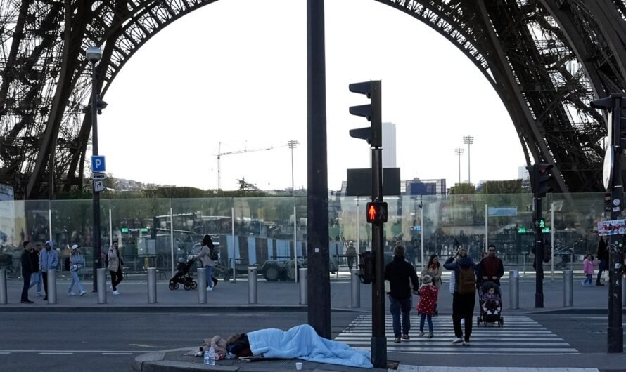 French police evict hundreds from abandoned Paris warehouse ahead of Olympics