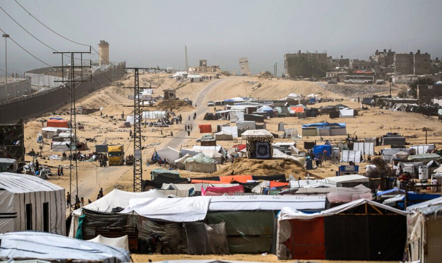 About 300,000 Gazans Have Fled Rafah, U.N. Says