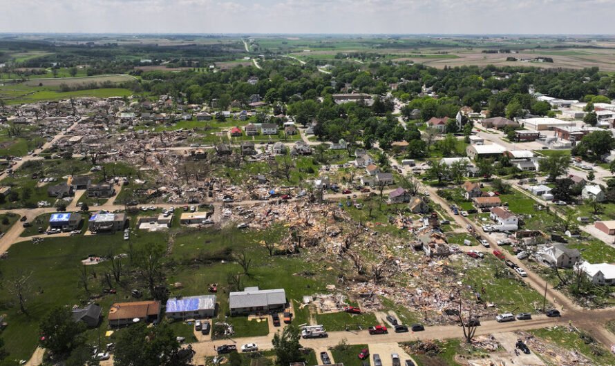 Photos: Tornado Demolishes Greenfield, Iowa