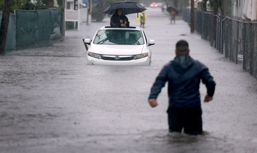 Flooding in South Florida Closes Part of I-95 and Grounds Flights