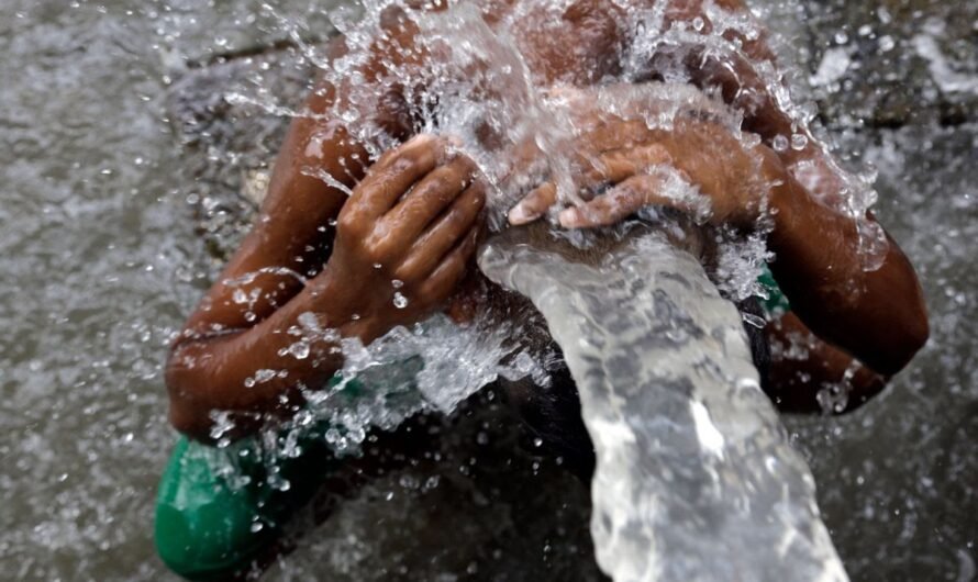 Scorching Temperatures Leave Trail of Heatstroke in India