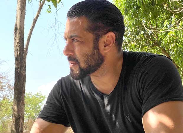 Salman Khan unveils stunnings ‘Green Zone’ instagram post hints at Sikandar look : Bollywood News