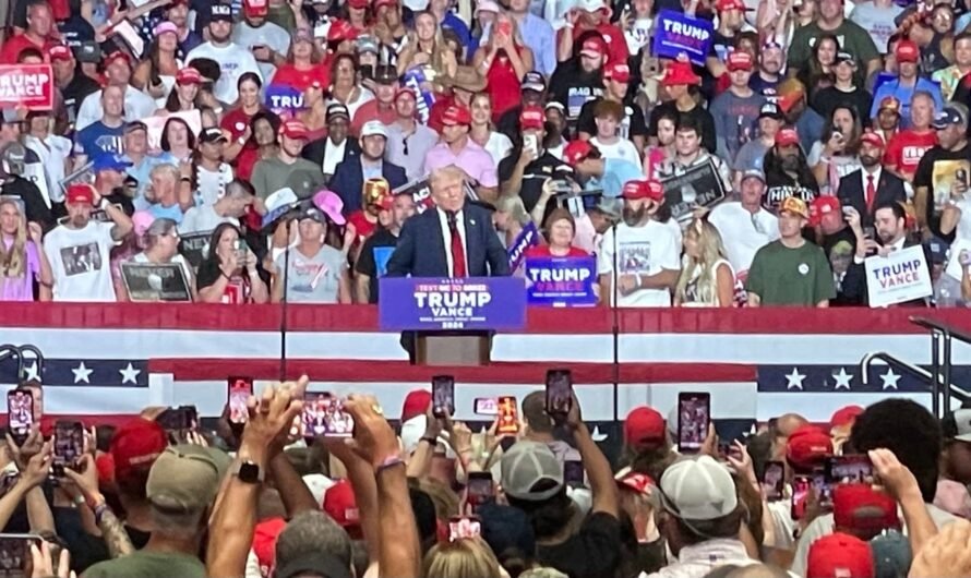 Dozens of attendees stranded after vehicles towed during Trump rally in Charlotte: report