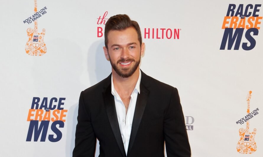 DWTS’ Artem Chigvintsev Reportedly Arrested for Domestic Battery – Hollywood Life