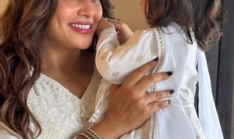 Bipasha’s Adorable Moment With Devi