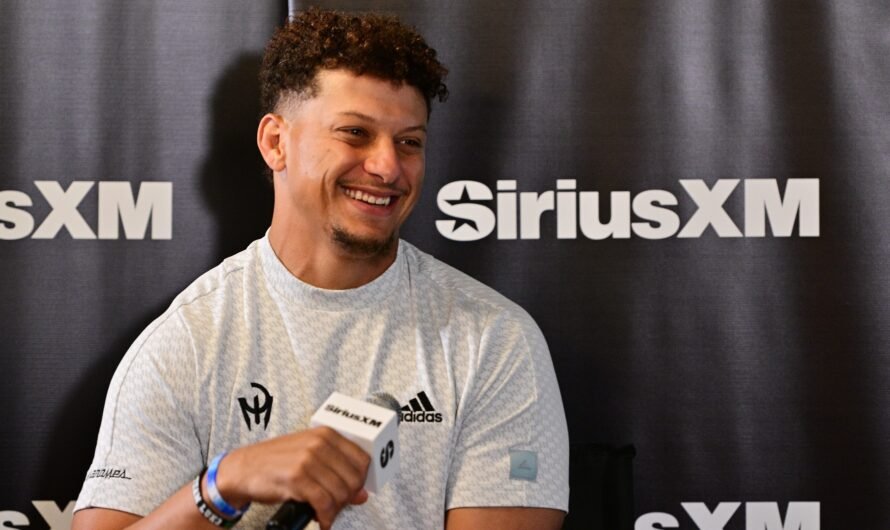 Patrick Mahomes Says Taylor Swift is ‘Really Interested’ in Football – Hollywood Life