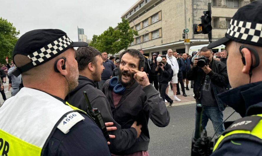 Violent UK protests continue for 7th day in response to deaths of 3 young girls