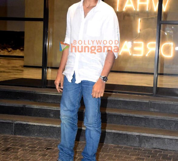 Photos: Pratik Gandhi, Saiyami Kher, Divyendu Sharma snapped at Excel Entertainment office for the screening of their film Agni | Parties & Events