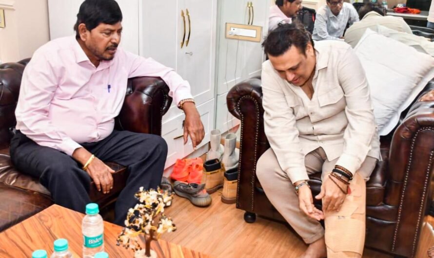 Govinda Shows Ramdas Athawale His Injured Leg