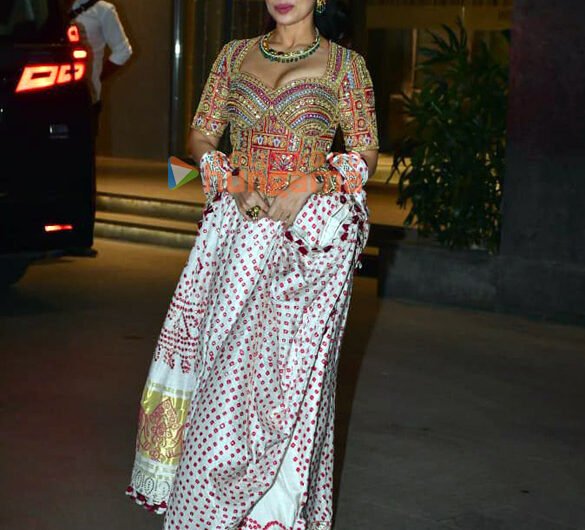 Photos: Bhumi Pednekar, Sharvari, Wamiqa Gabbi and others snapped attending Abu Jani and Sandeep Khosla’s Diwali party | Parties & Events