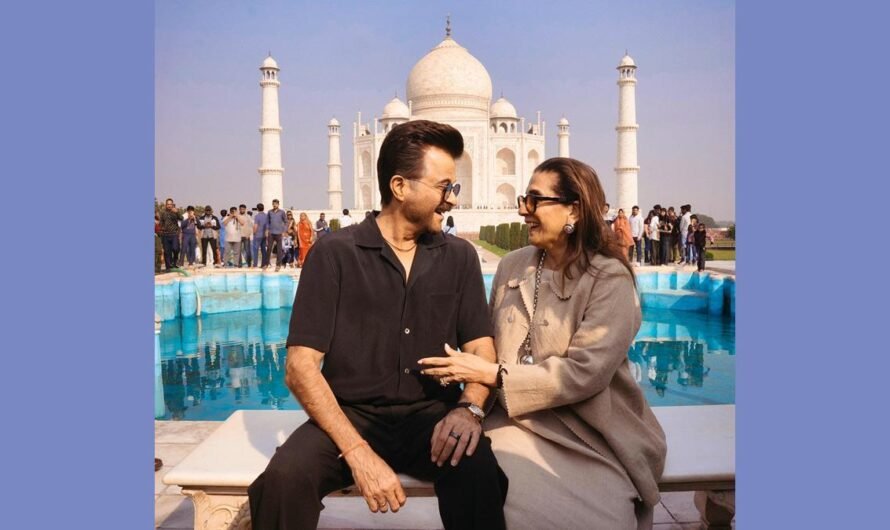 Anil Kapoor, Sunita Visit Taj Mahal