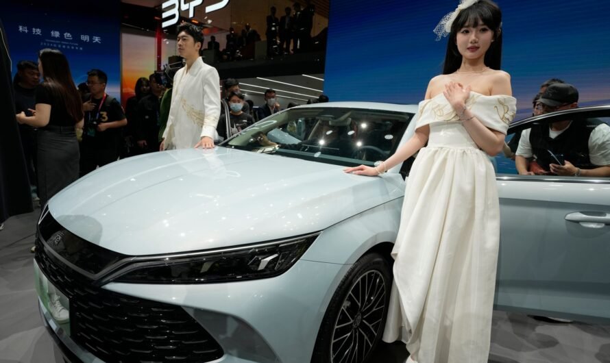 Chinese Automakers Dominate Market as Japanese Rivals Struggle