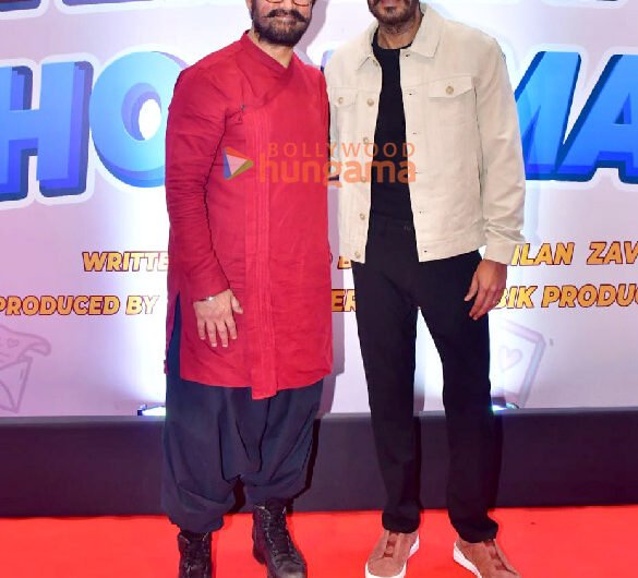 Photos: Aamir Khan, Ajay Devgn and others grace the mahurat of the film ‘Tera Yaar Hoon Main’ | Parties & Events