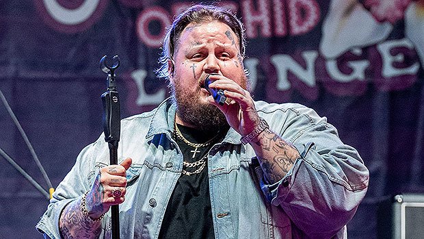 Who Is Jelly Roll? 5 Things on the Country Rap Star – Hollywood Life