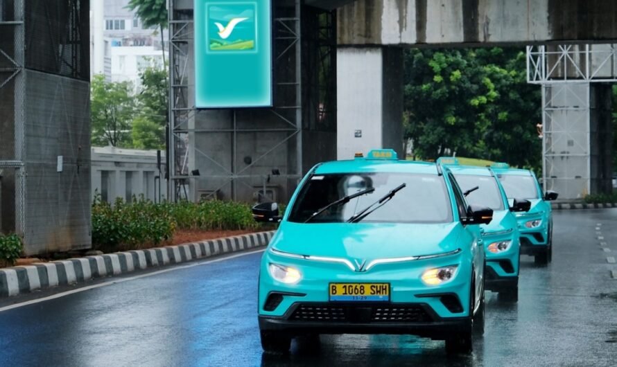 Experience Jakarta’s First All-Electric, 5-Star Taxi Service