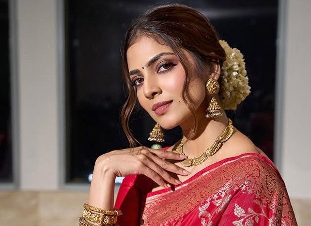 From Kanjivaram to sheer elegance: Malavika Mohanan is the ultimate saree muse for every occasion : Bollywood News