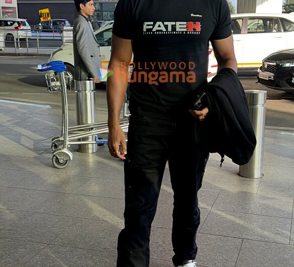 Photos: Sonu Sood, Chitrangda Singh, Anil Kapoor and others snapped at the airport | Parties & Events